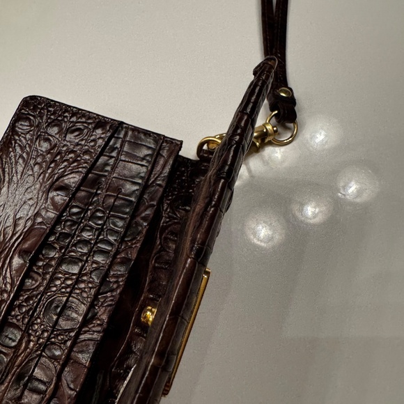 Brahmin Melbourne Collection Debra Crocodile-Embossed Wallet - Picture 8 of 10